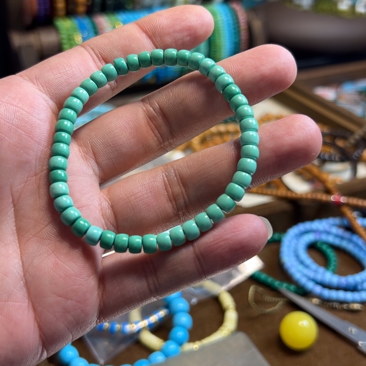 王***贝时尚手链时尚手链