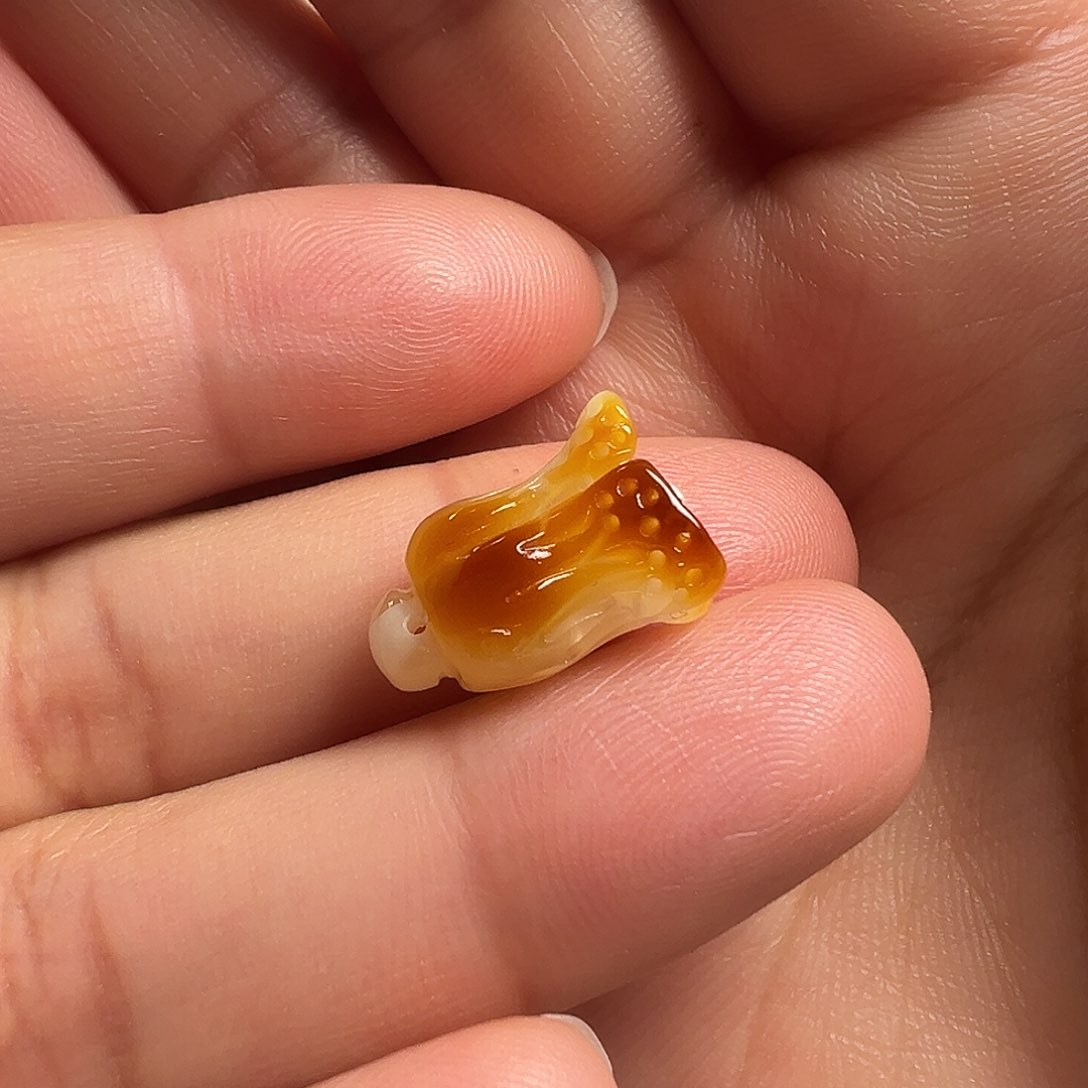 蜜蜡颈饰未镶嵌白菜