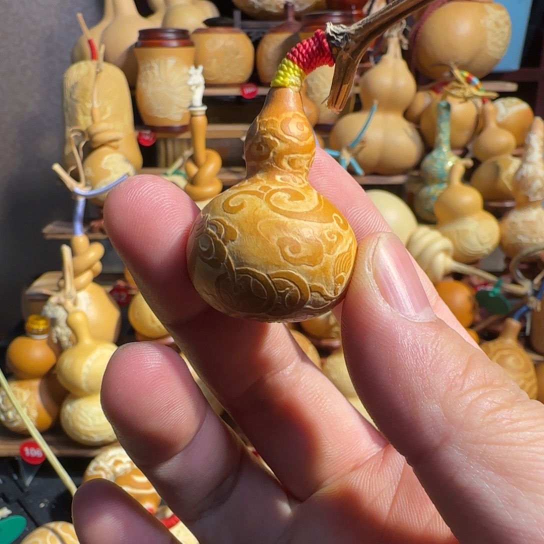 福****有机玻璃貔貅雕刻