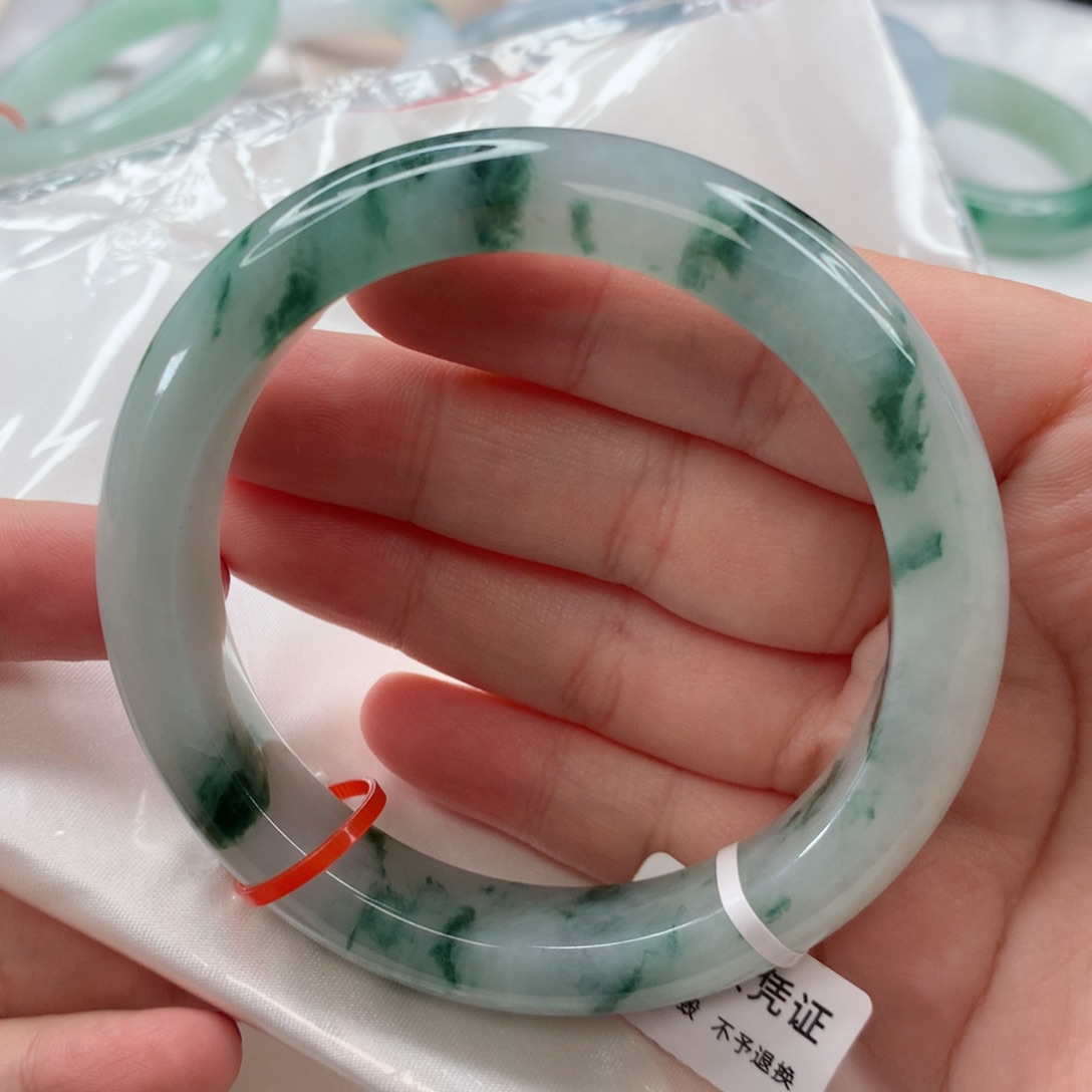 翡翠未镶嵌手镯圈口59.8