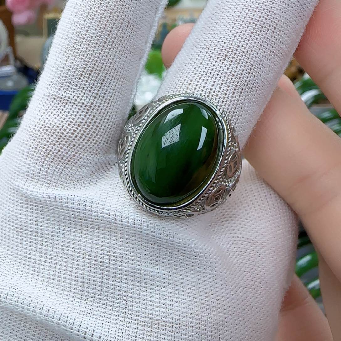 和田玉（碧玉）戒指未镶嵌