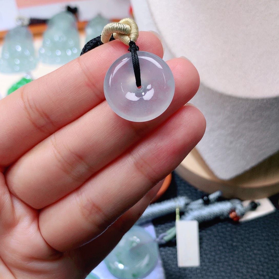 颈饰未镶嵌翡翠扣子20.2*5