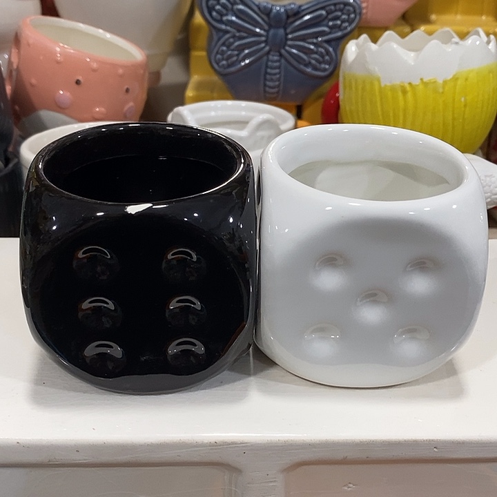 陶盆有孔 瑕疵针孔漏釉介意勿拍口 6高6