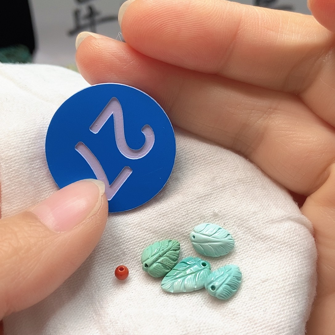 南红玛瑙未镶嵌珠宝奇石