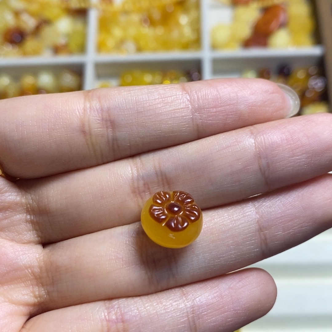 琥珀未镶嵌裸石柿柿如意