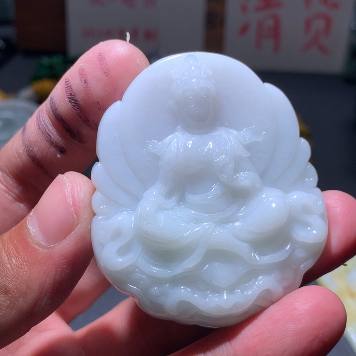 翡翠未镶嵌颈饰保真天然a货翡翠