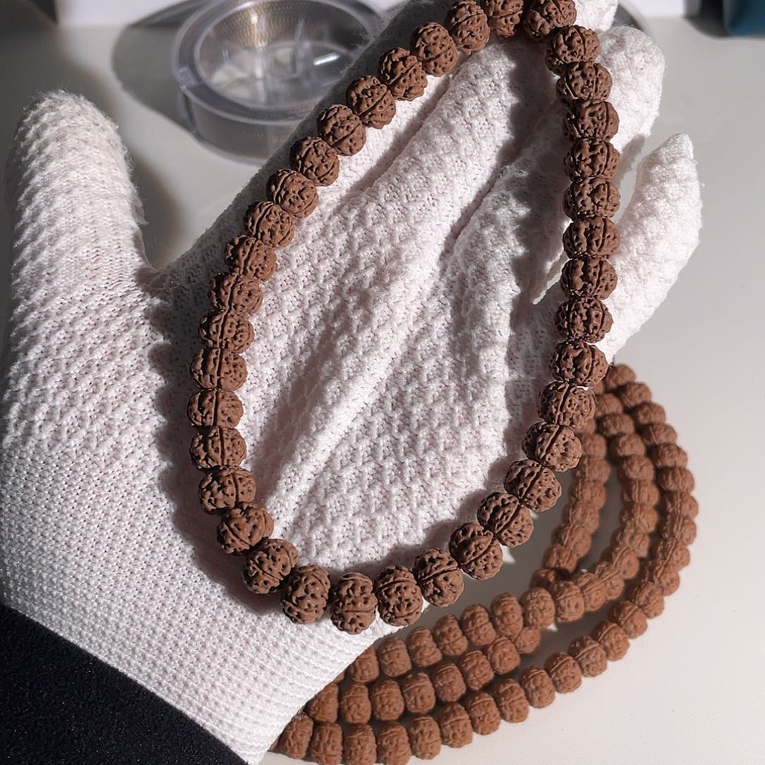 吊坠金刚菩提凹底梅花11mm