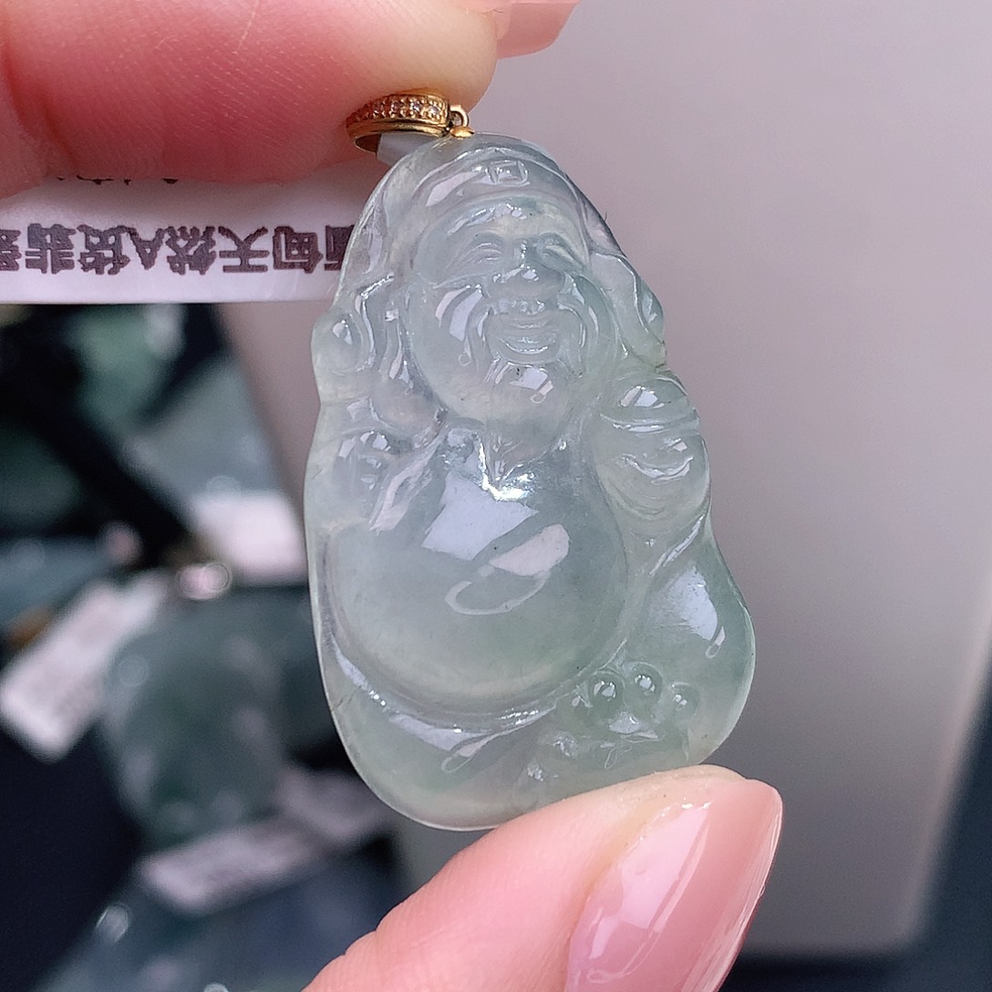 颈饰18K金镶嵌翡翠福利
