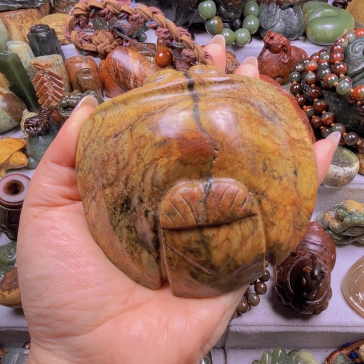 岫岩河磨玉（透闪石质玉）摆件未镶嵌摩*