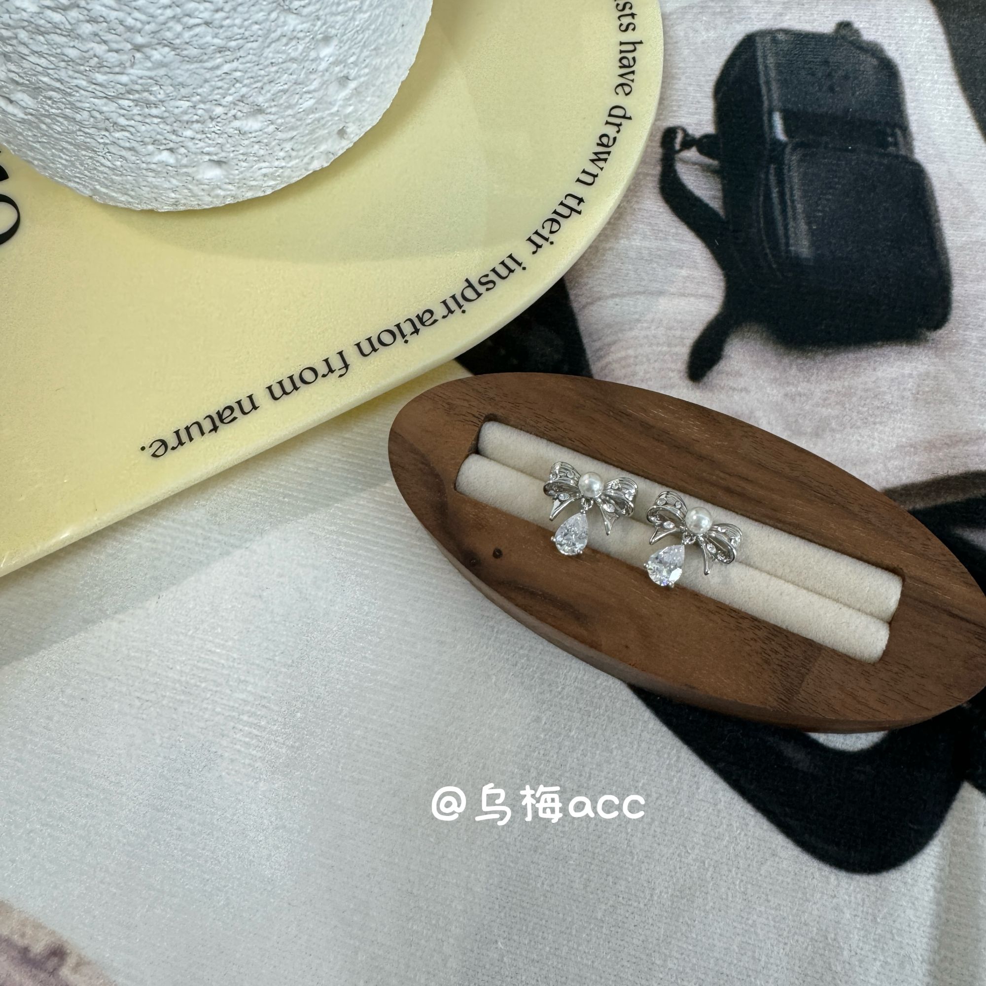 925银耳饰 精致提溜钛钢蝴蝶结925耳钉