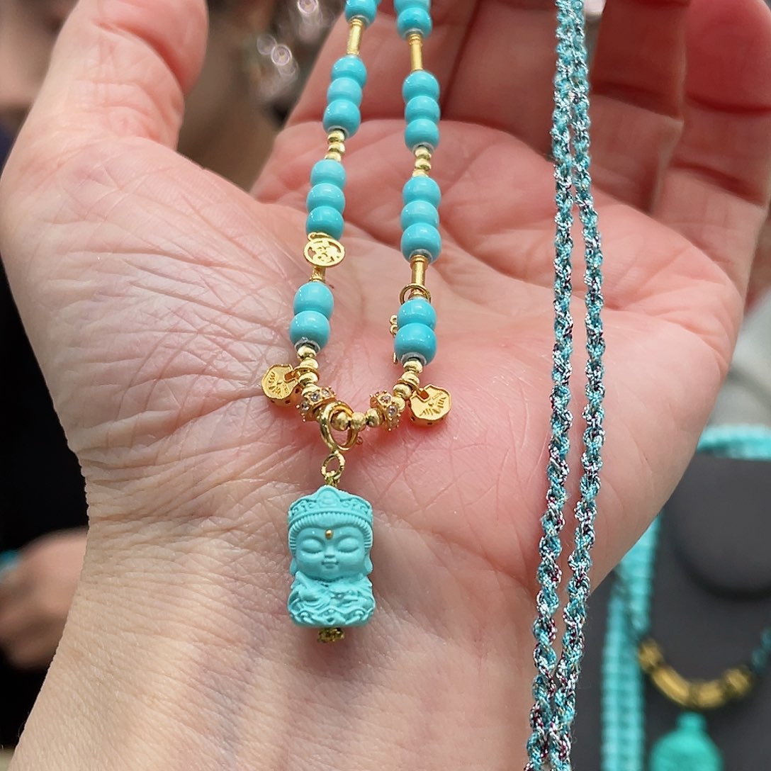 绿松石颈饰18K金镶嵌