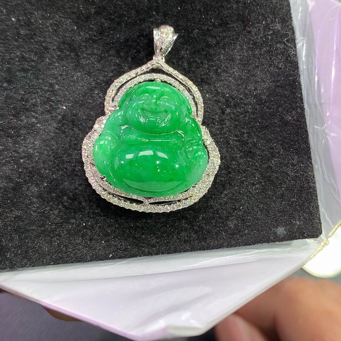 翡翠吊坠(赠链)18K金镶嵌