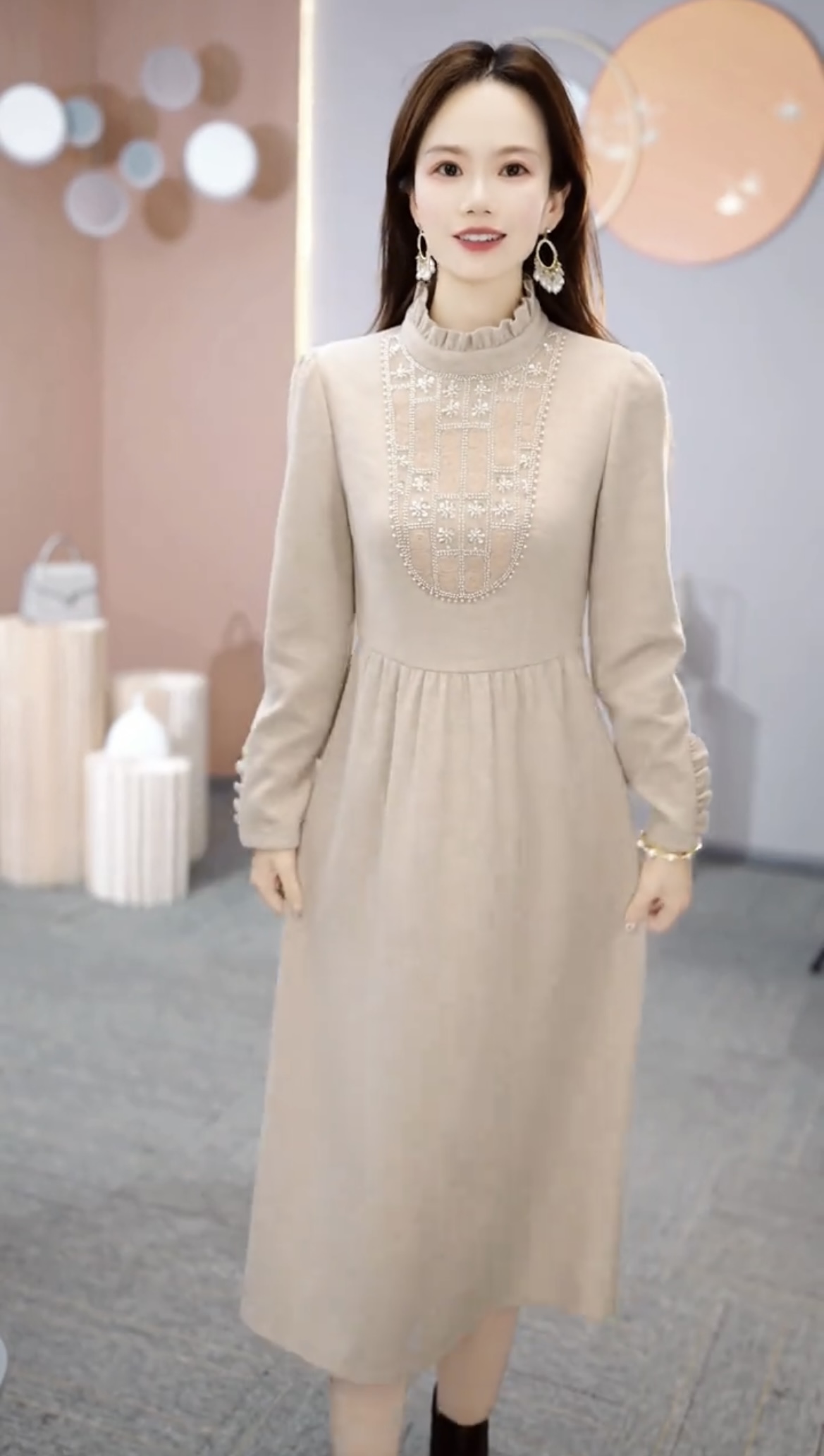 【玥欣服饰】KK360#2025 春季 新款 减龄 显瘦 修身 收腰  连衣裙