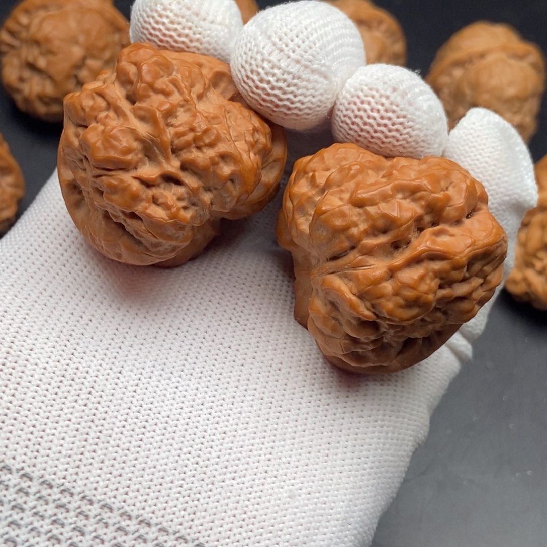 C***7文玩核桃把件蛤蟆头