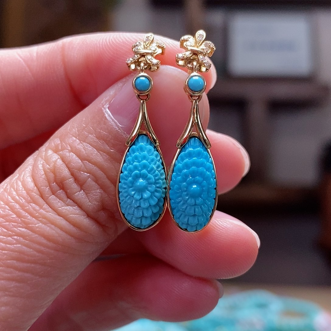 绿松石珠宝奇石18K金镶嵌