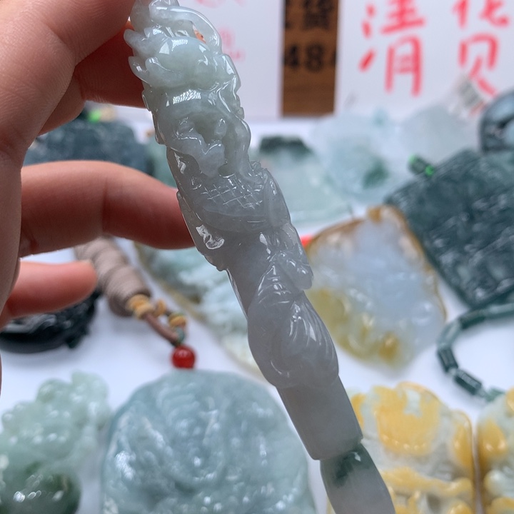 翡翠颈饰未镶嵌保真天然A货翡翠