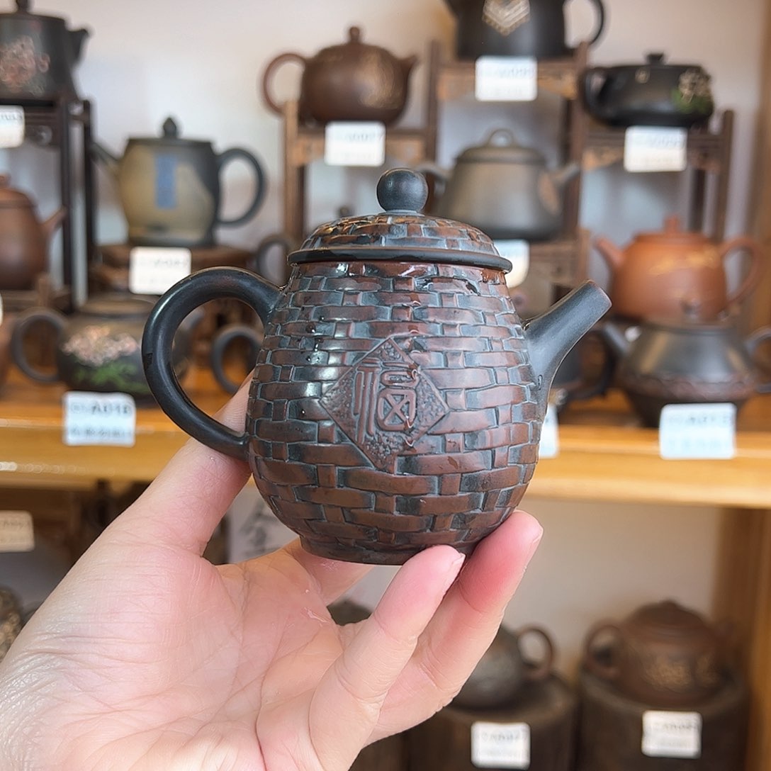 丫广西坭兴陶家用茶壶