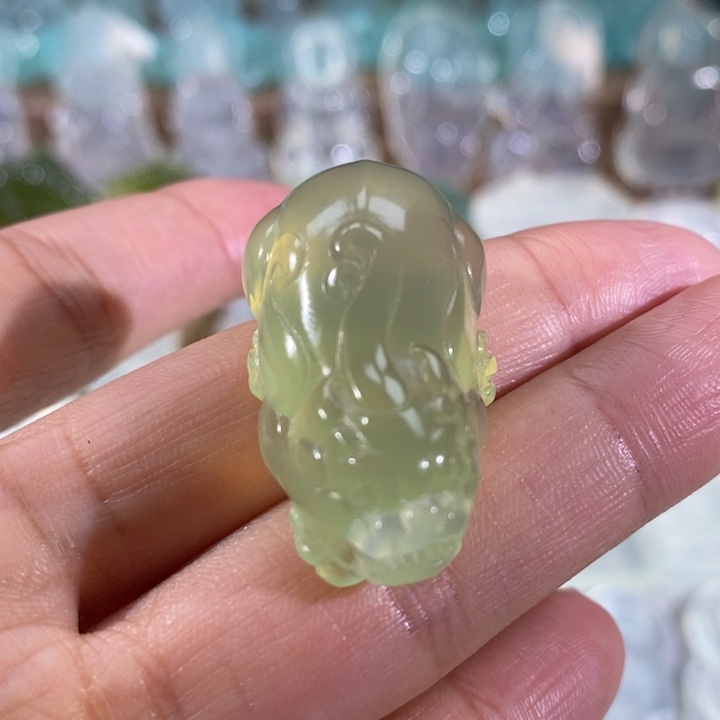 岫玉颈饰未镶嵌吊坠