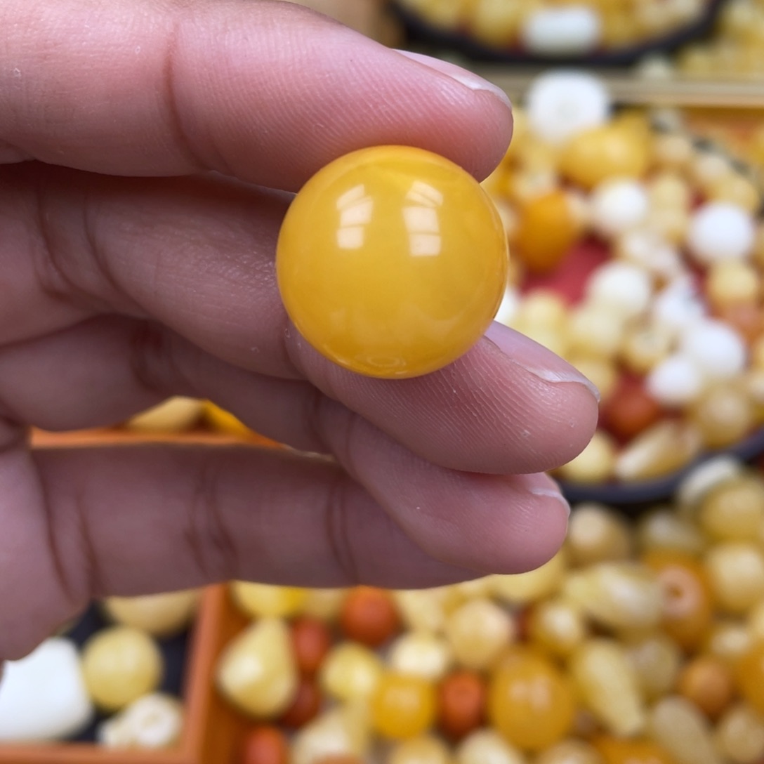 未镶嵌蜜蜡珠宝奇石粉17.6