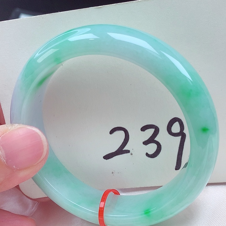 翡翠未镶嵌手镯翡翠