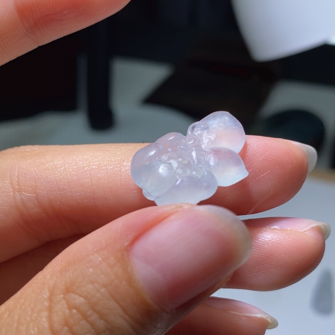 定制翡翠未镶嵌莲花