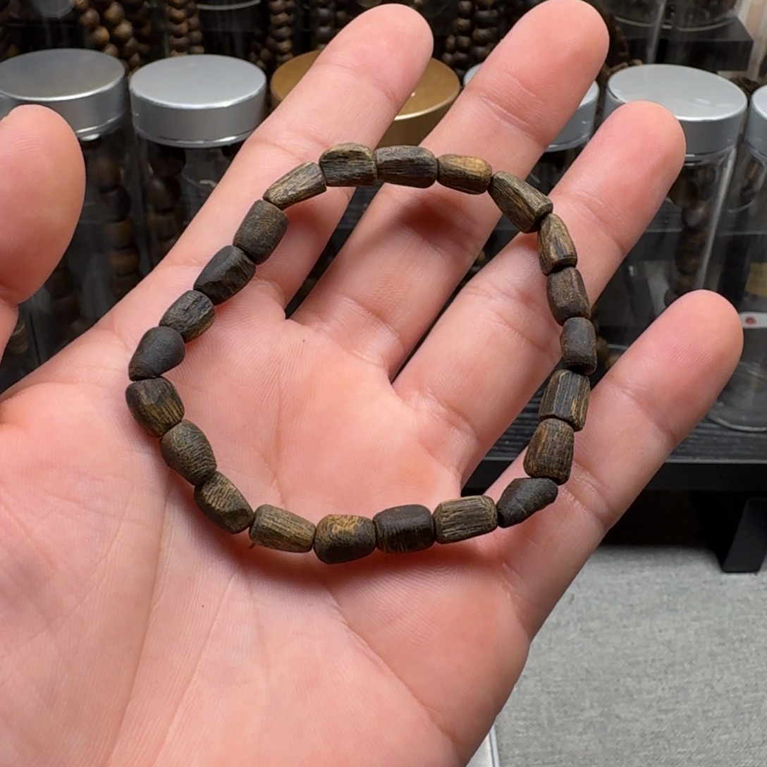 沉香碎屑沉香奇楠沉水树心油多圈4克+多样性发货