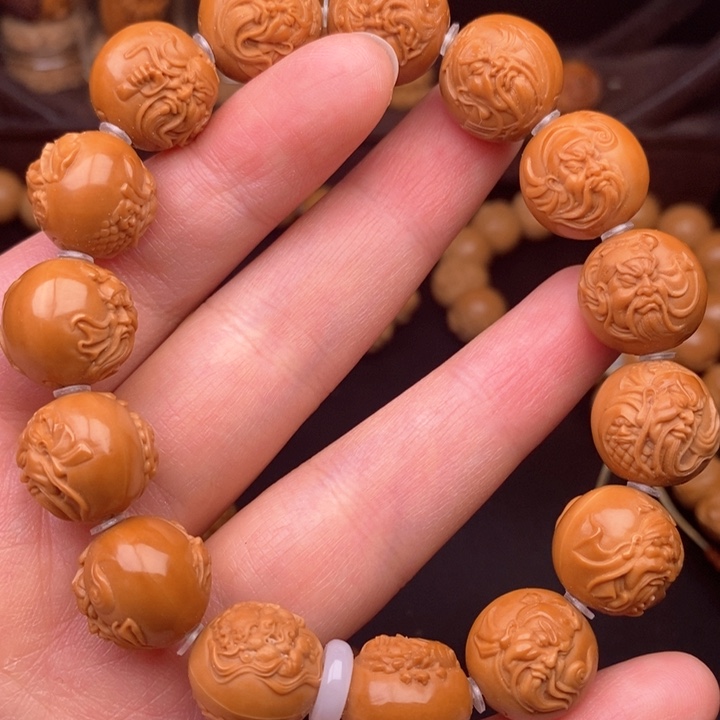 猴头核桃手串瑞兽关公