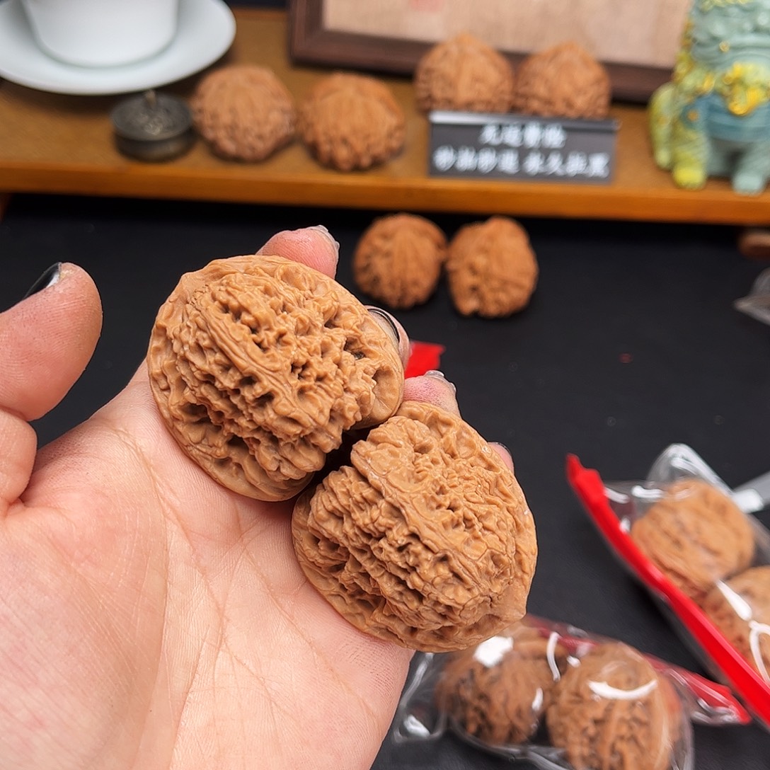 吊坠文玩核桃南疆石150