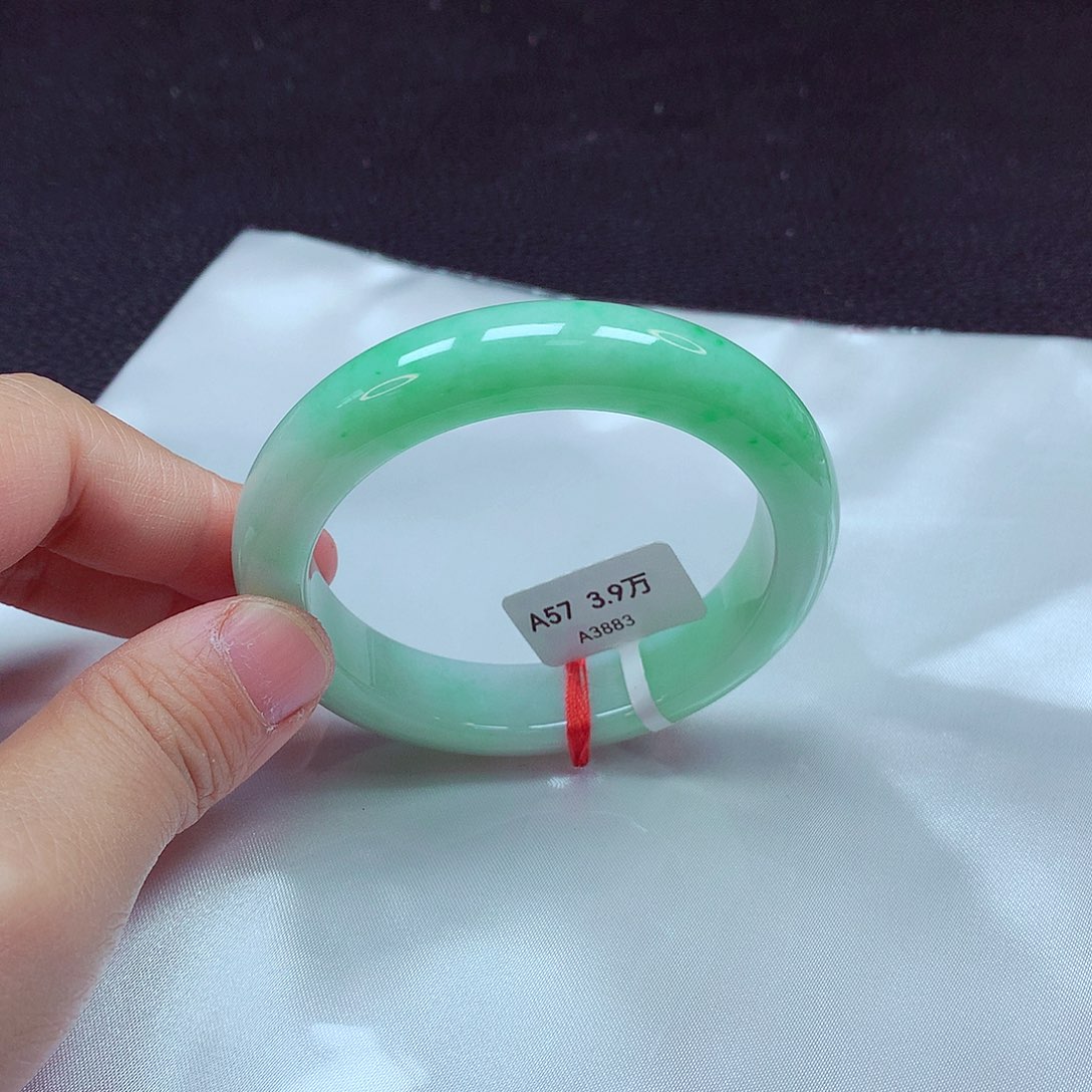 翡翠手镯未镶嵌手镯57