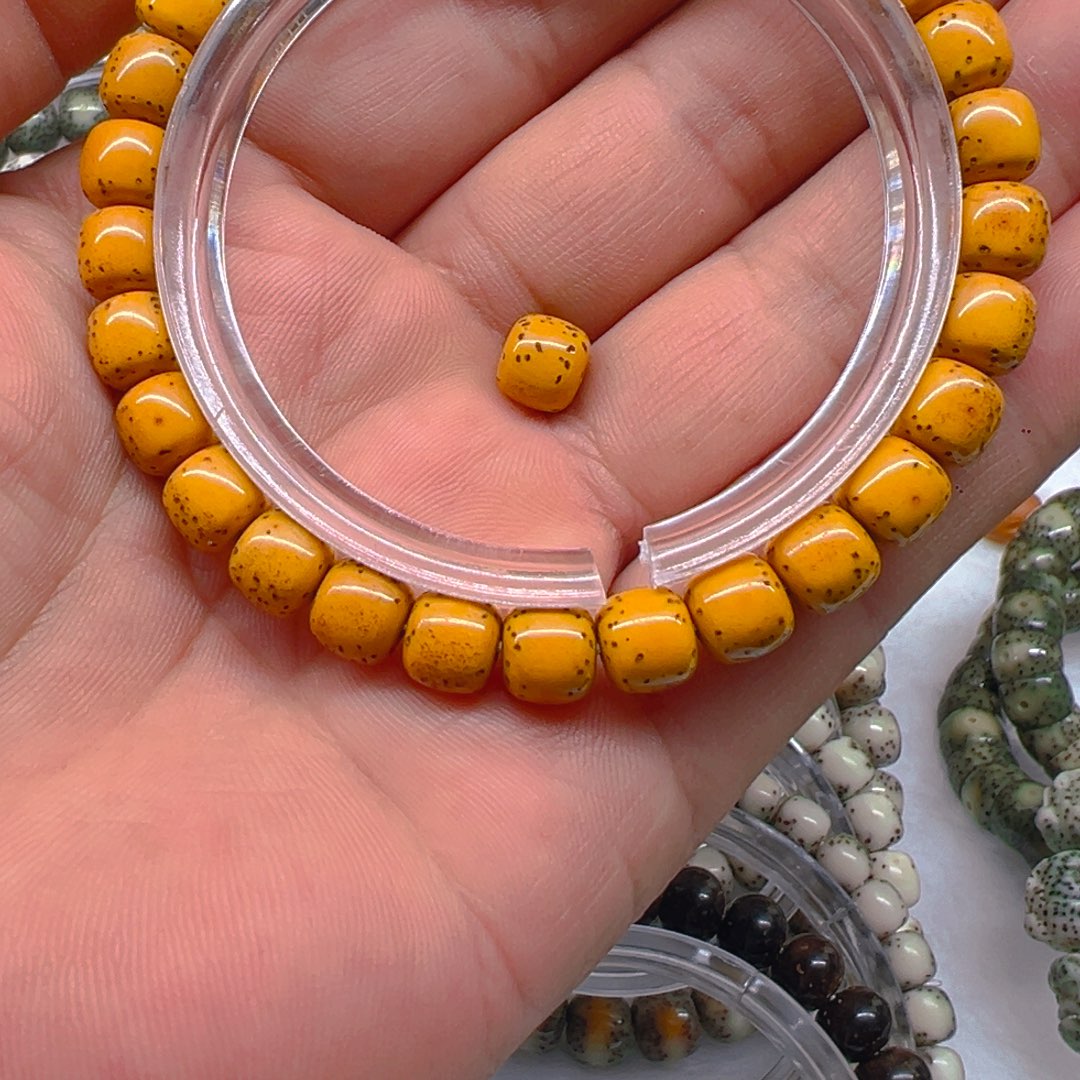 星月菩提手串黑**命8鸡油黄河豚