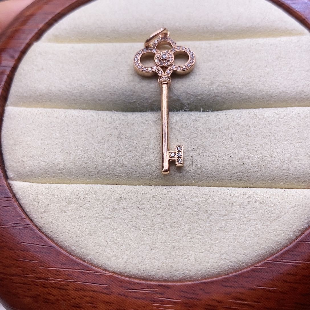 钻石吊坠(不含链)18K金镶嵌k玫皇冠钥匙吊坠