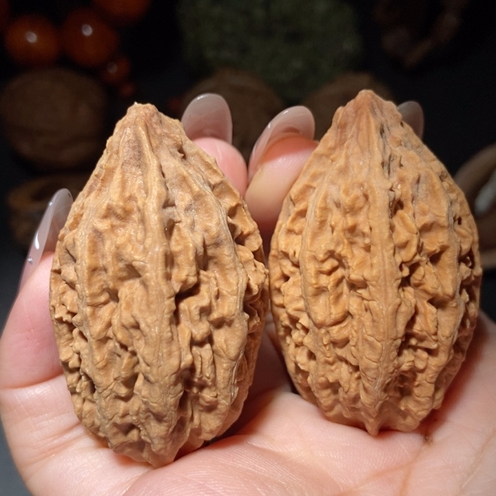 文玩核桃把件东北楸子小雪186