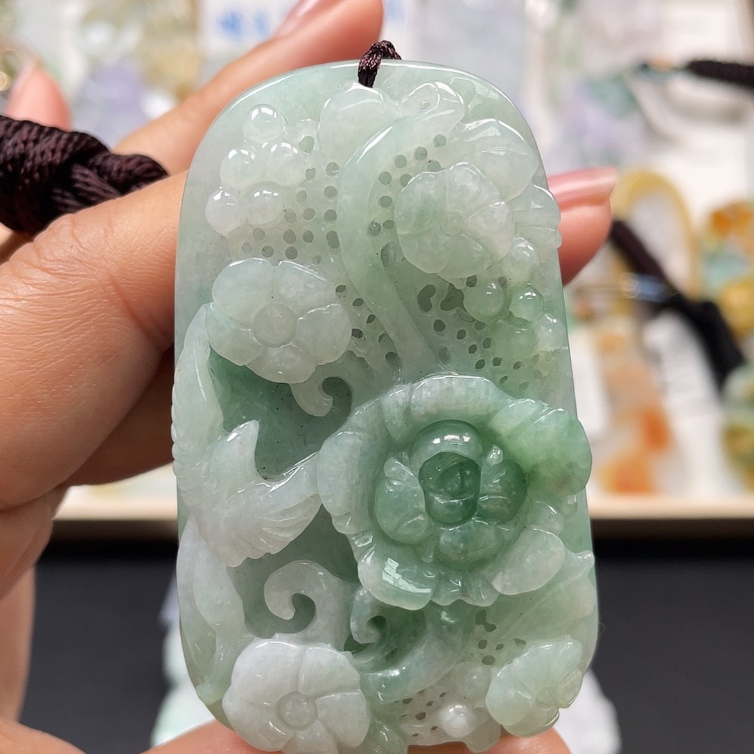 翡翠吊坠(不含链)未镶嵌