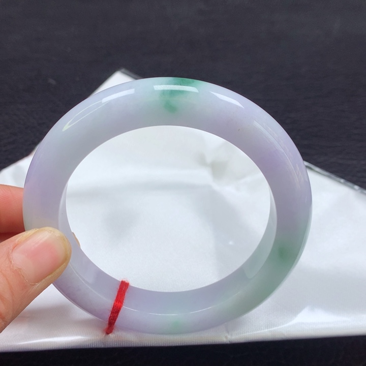 翡翠手镯未镶嵌62圈