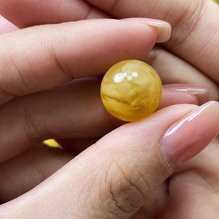 琥珀珠宝奇石未镶嵌单珠尺寸14.7mm瑕疵.福利款