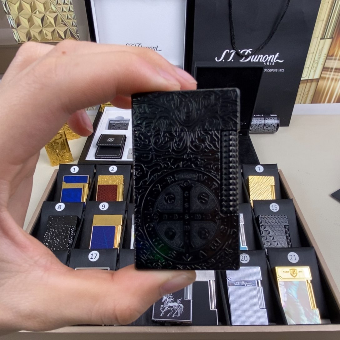 静黑色康斯坦丁全套发货