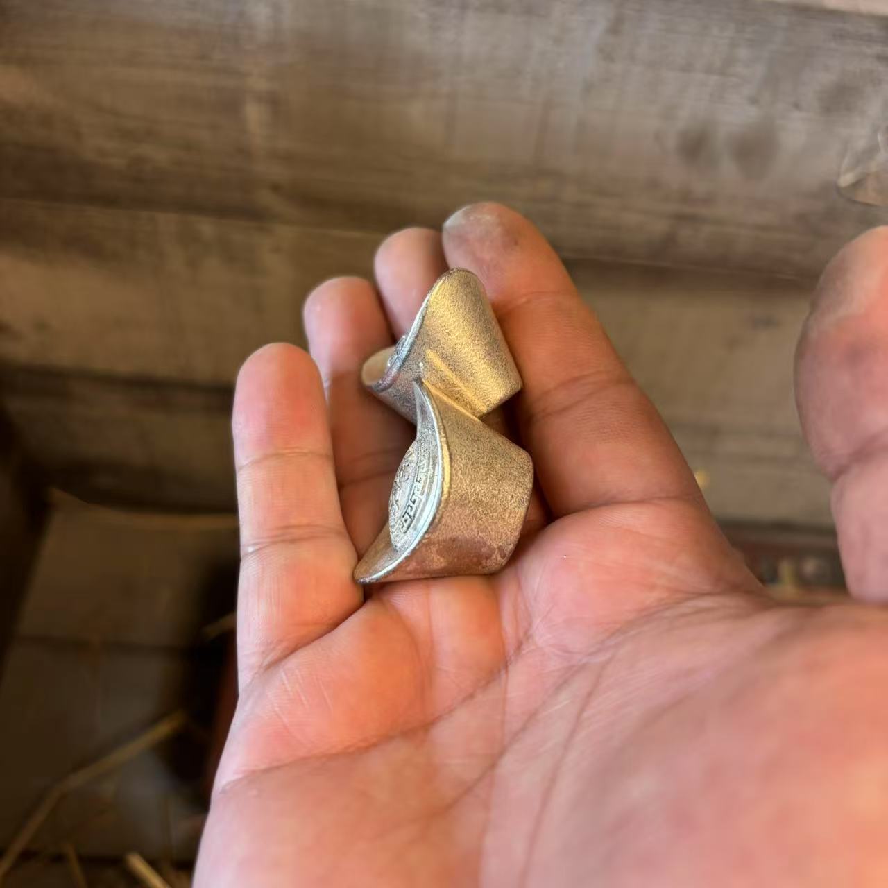 1个家居饰品摆件  32 精美摆件现代仿古复古工艺品