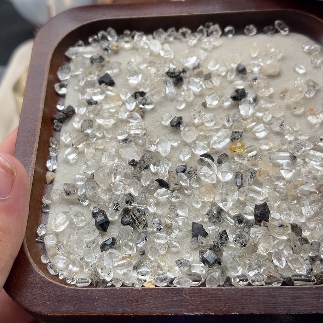 黄***铁未镶嵌珠宝半成品水晶22