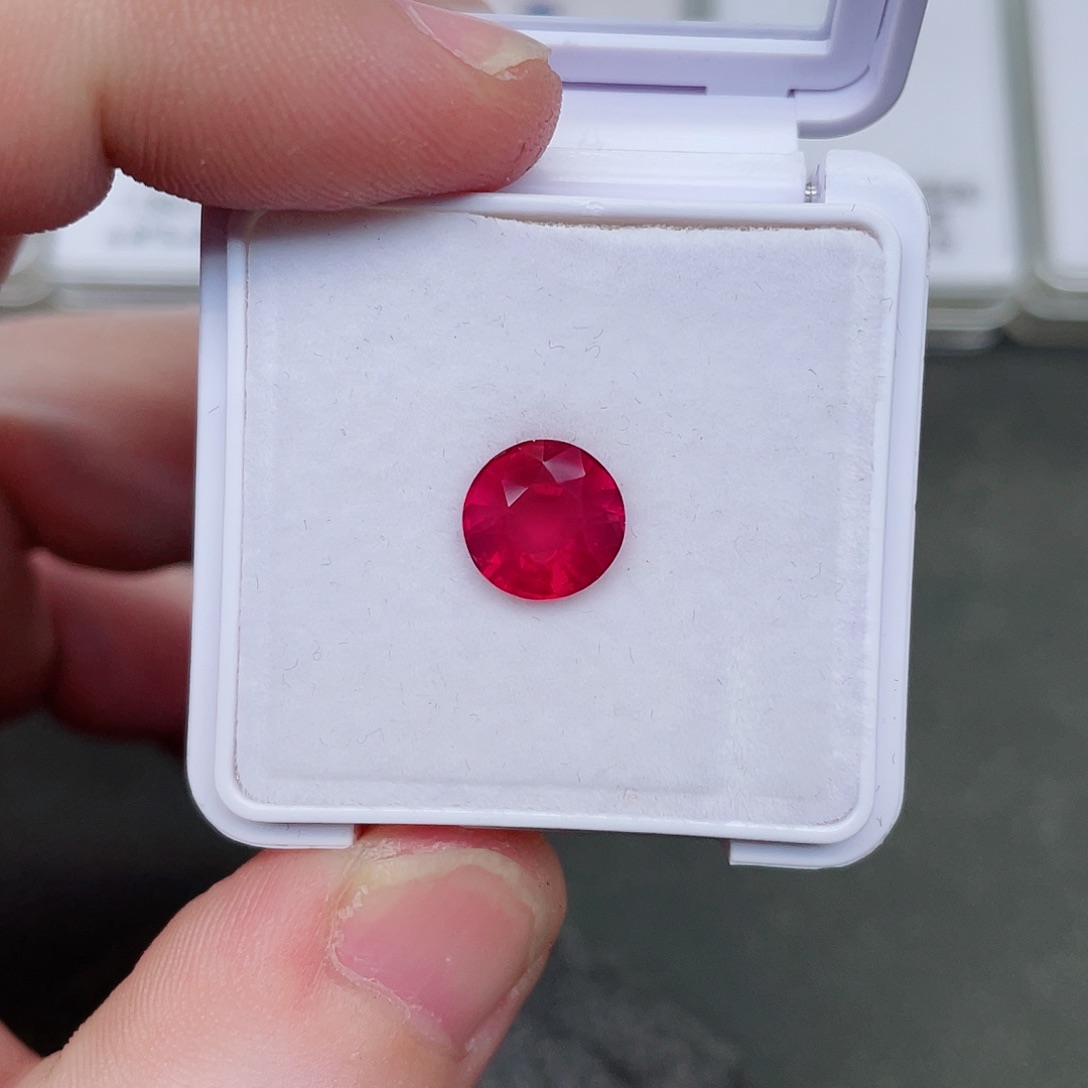 红宝石裸石未镶嵌3.51克拉无烧鸽血红