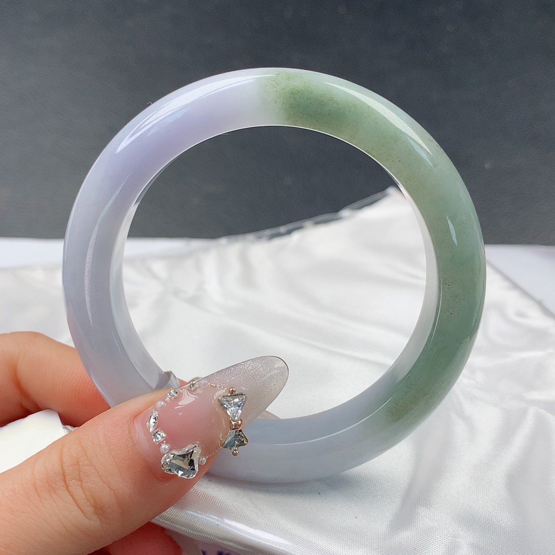 翡翠手镯未镶嵌105正55