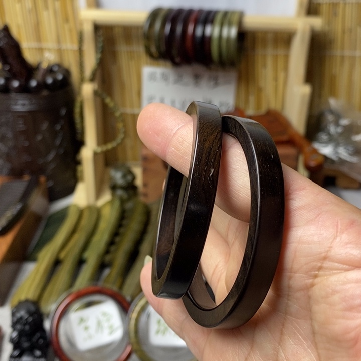 阿***子东非黑黄檀（紫光檀）手镯2只