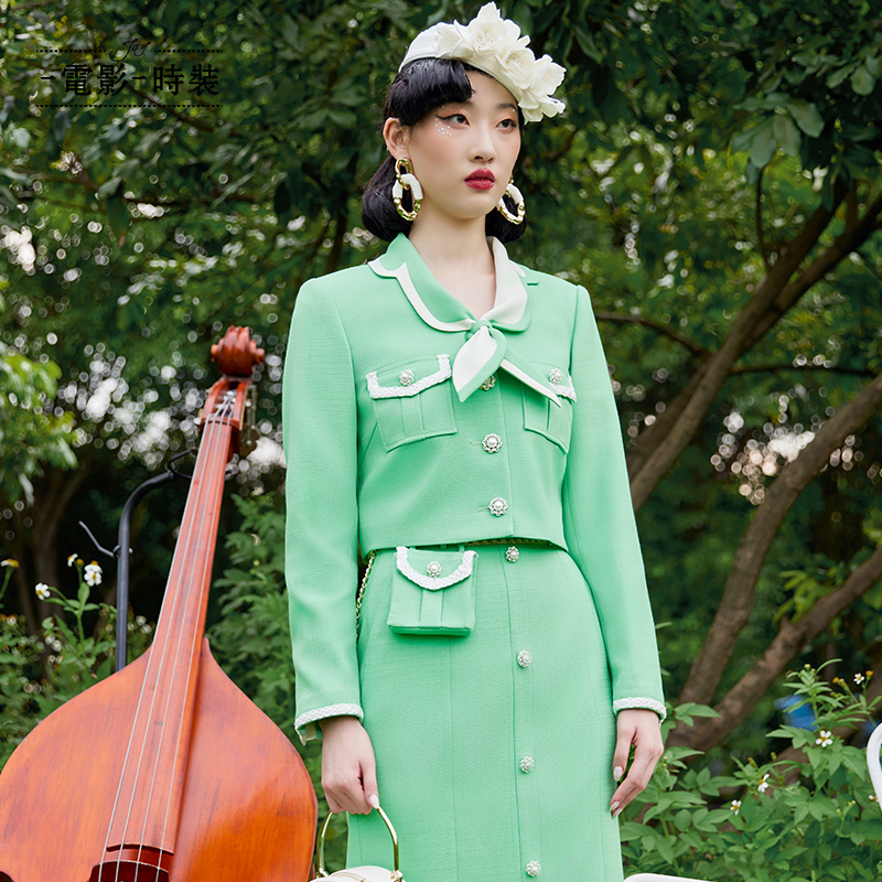 一电影一时装撞色小香风外套FEJG116607