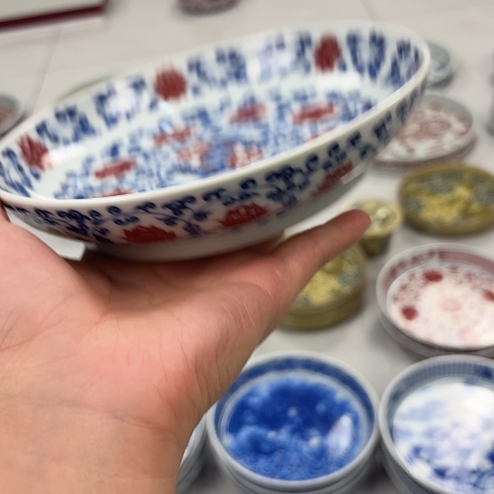 瓷片釉里红缠枝莲大胡乘景德镇