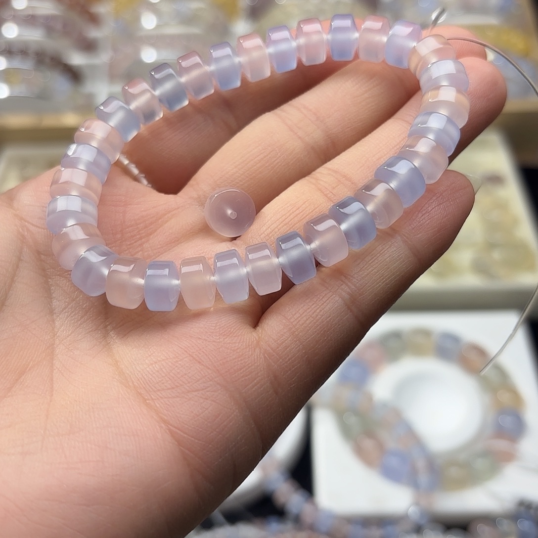 云***深玛瑙/玉髓未镶嵌手链