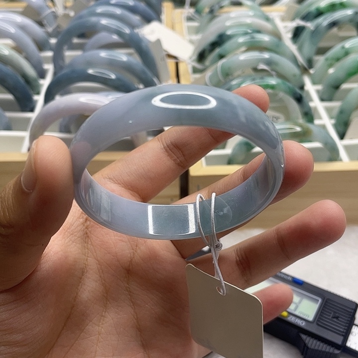 翡翠手镯未镶嵌11111111111111