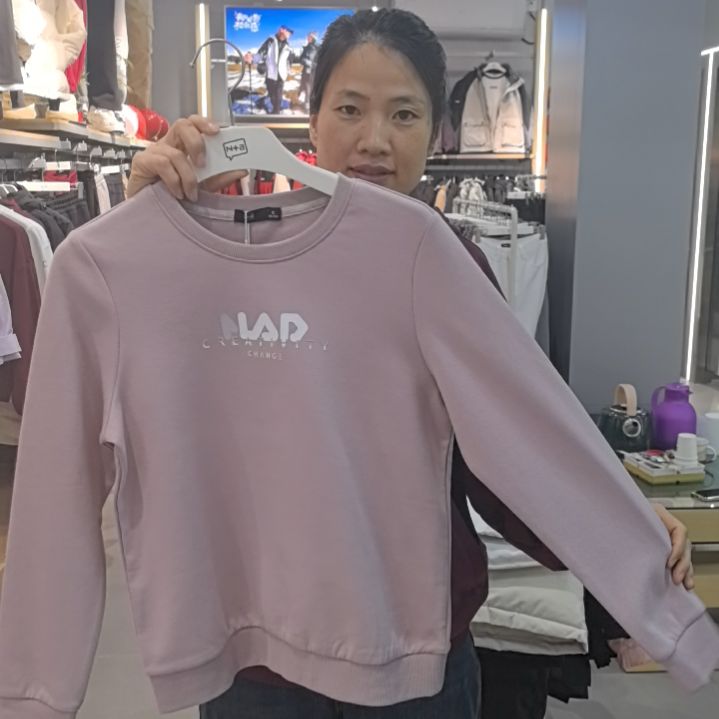 女卫衣 宽松版型 