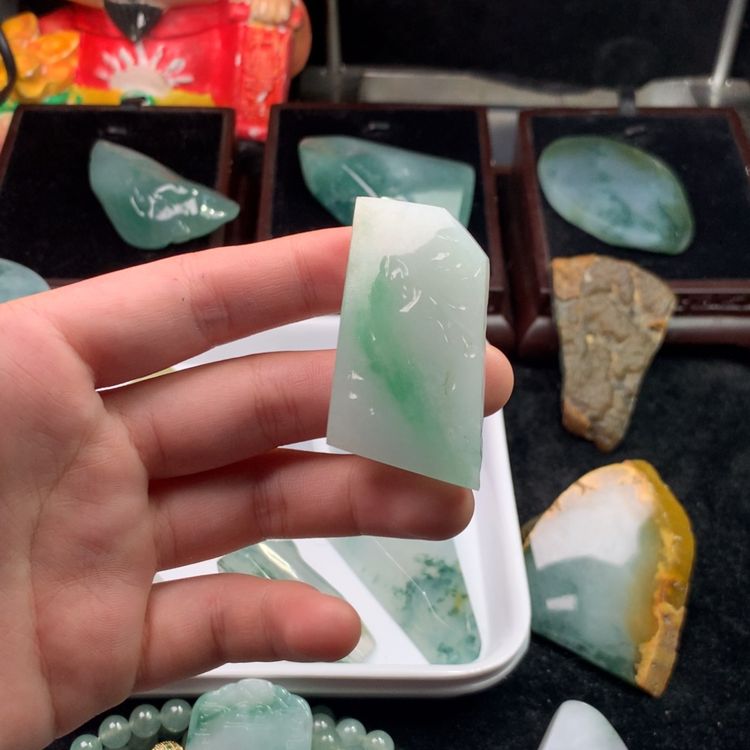 定制翡翠未镶嵌缅甸天然翡翠材料