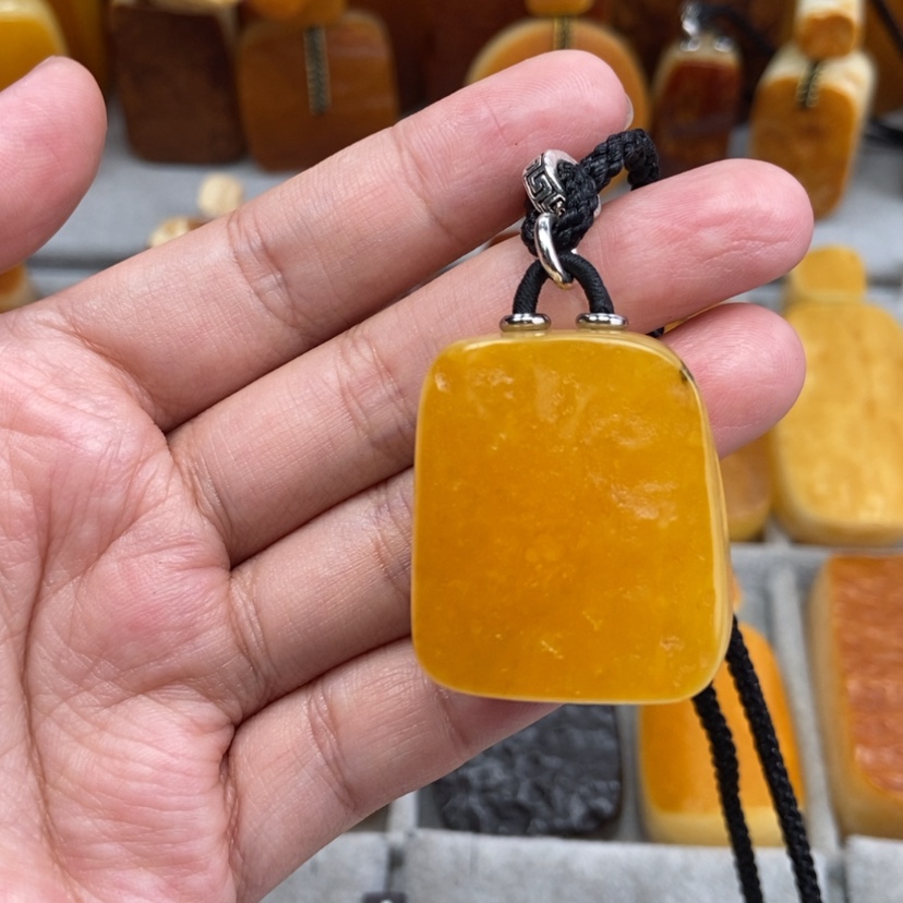 【闪购商品】琥珀珠宝奇石未镶嵌