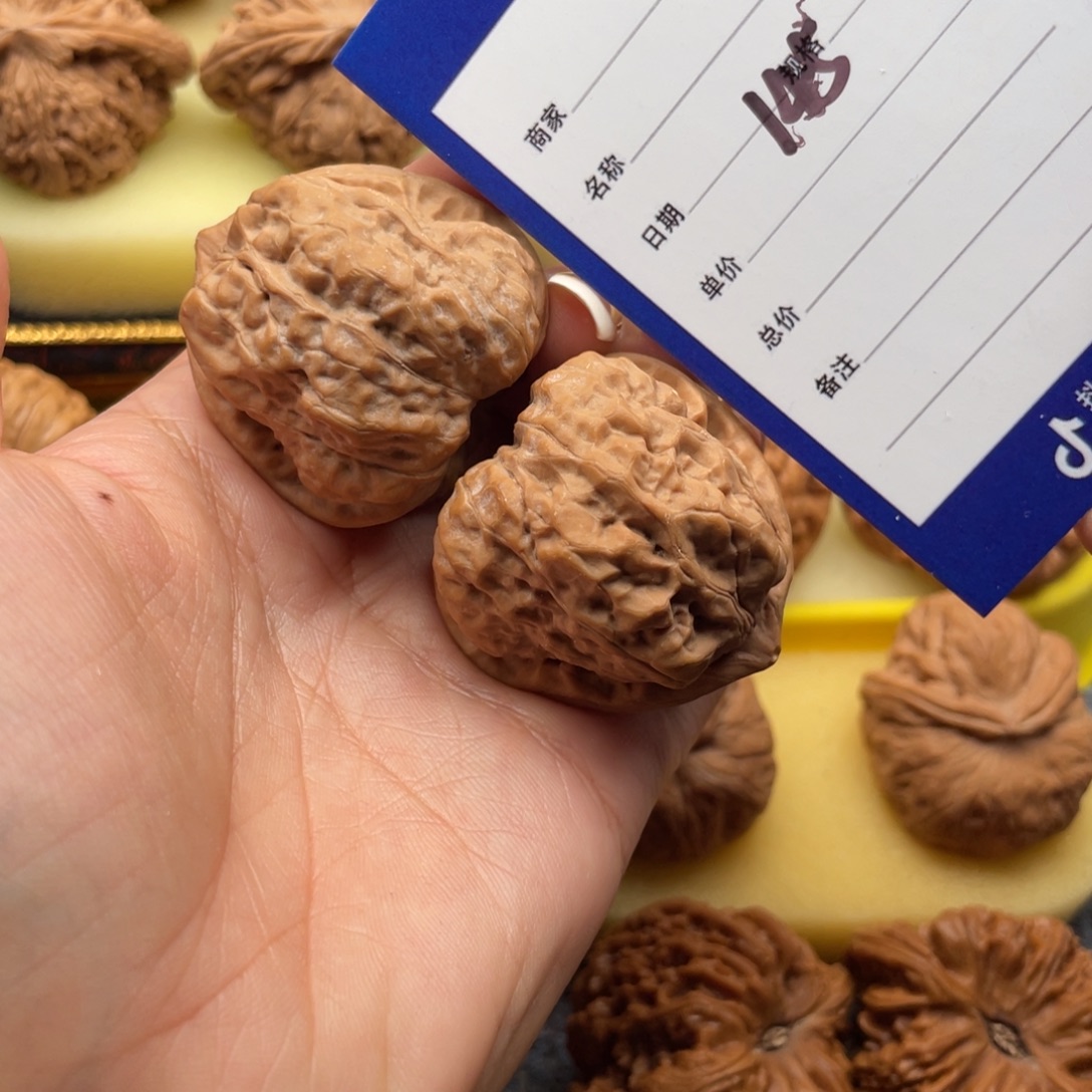 冰***乐吊坠文玩核桃145号38-41蛤蟆