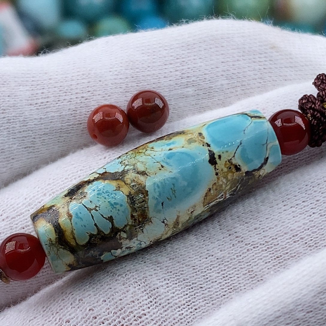 南红玛瑙未镶嵌珠宝奇石